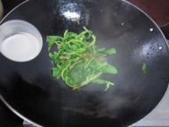 清炒芥蓝的做法
