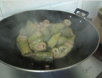 焖酿苦瓜的做法