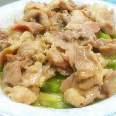 蚝油肉片淋苦瓜的做法 蚝油肉片淋苦瓜的做法
