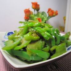 青椒炒苦瓜的做法