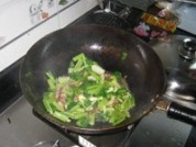 芹菜炒肉丝的做法