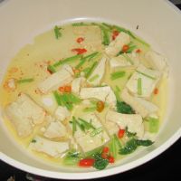 芹菜豆腐的做法