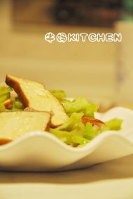 苦瓜豆干肉末的做法