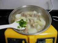 白萝卜炖山羊肉的做法