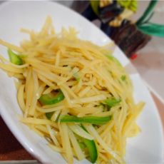 土豆丝炒青椒丝的做法