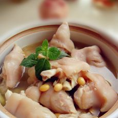 黄豆煲猪脚的做法 黄豆煲猪脚的做法