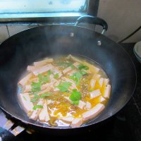 上汤酸辣豆腐的做法