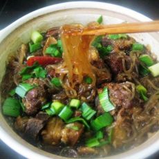 羊肉粉丝煲的做法