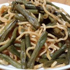 长豆角焖面的做法 长豆角焖面的做法