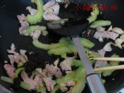 苦瓜橄榄菜炒肉片的做法