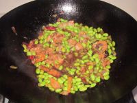 毛豆炒肉片的做法
