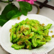 榨菜炒苦瓜的做法 榨菜炒苦瓜的做法