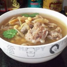 萝卜干黄豆猪骨汤的做法 萝卜干黄豆猪骨汤的做法