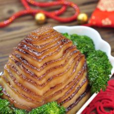 双冬梅菜扣肉的做法 双冬梅菜扣肉的做法
