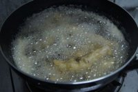 炸鱼块的做法