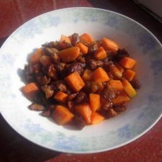 胡萝卜爆肉丁的做法 胡萝卜爆肉丁的做法