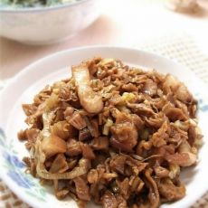萝卜干炒花肉的做法 萝卜干炒花肉的做法