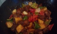 菠萝鸡球的做法