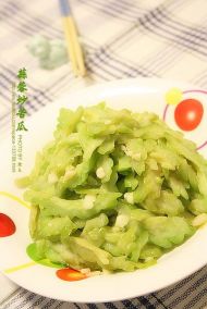 蒜蓉炒苦瓜的做法
