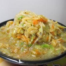 萝卜粉丝炒虾皮的做法 萝卜粉丝炒虾皮的做法