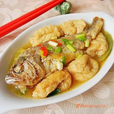 油豆腐小黄鱼煲的做法 油豆腐小黄鱼煲的做法