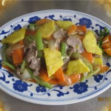 五彩菠萝肉的做法 五彩菠萝肉的做法