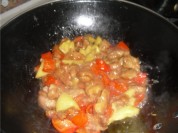 菠萝咕佬肉的做法