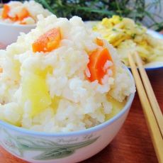 胡萝卜土豆饭的做法 胡萝卜土豆饭的做法
