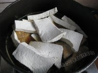 河鲈鱼炖豆腐的做法
