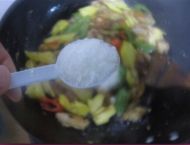 菠萝咕噜肉的做法