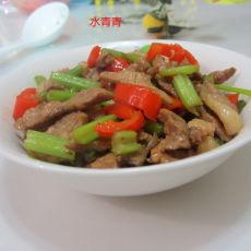 芹菜瘦肉的做法