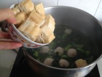 青菜油条肉丸的做法