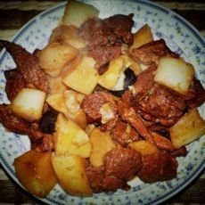 土豆萝卜炖牛肉的做法 土豆萝卜炖牛肉的做法