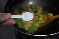 土豆炒青椒的做法