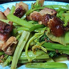 烧肉炒芹菜的做法