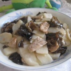 肉片木耳爆山药的做法 肉片木耳爆山药的做法