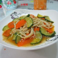 黄瓜胡萝卜烧金针菇的做法 黄瓜胡萝卜烧金针菇的做法