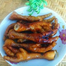 酱油焖鸡脚的做法 酱油焖鸡脚的做法
