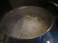 萝卜汆羊肉丸子汤的做法