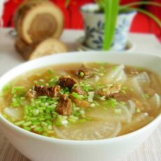 红烧牛肉炖白萝卜的做法