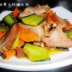 黄瓜胡萝卜炒猪头肉的做法 黄瓜胡萝卜炒猪头肉的做法