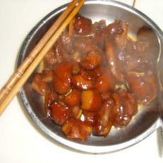 煲猪头肉的做法 煲猪头肉的做法