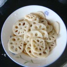 巧拌藕片的做法