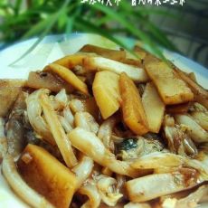 酱炖白菜土豆条的做法 酱炖白菜土豆条的做法