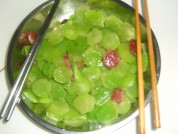 腊肠炒莴笋的做法