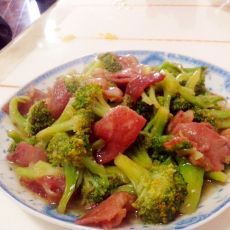 培根炒西兰花的做法 培根炒西兰花的做法
