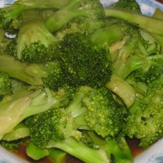 耗油炒西兰花的做法