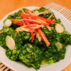 椒丝腐乳西兰花的做法 椒丝腐乳西兰花的做法