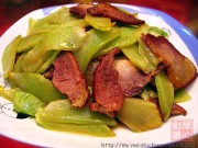 莴笋炒酱肉的做法