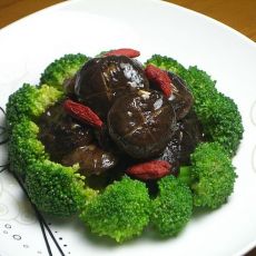 香菇扒西兰花的做法 香菇扒西兰花的做法